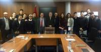 طلبة أمريكيين من أصل مغربي في زيارة استكشافية لعدد من المؤسسات المغربية