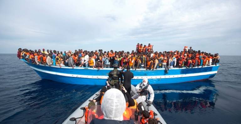 IOM: Mediterranean migrant crossings to Europe top 100.000 in 2015