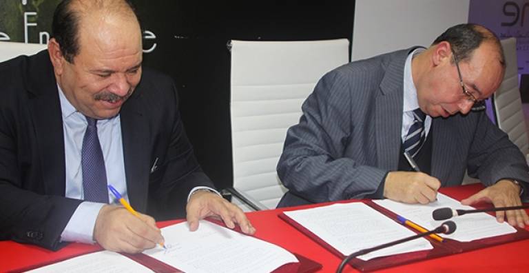 Signature d’un accord de partenariat entre le CCME et l’Université Abdelmalek Saadi de Tétouan