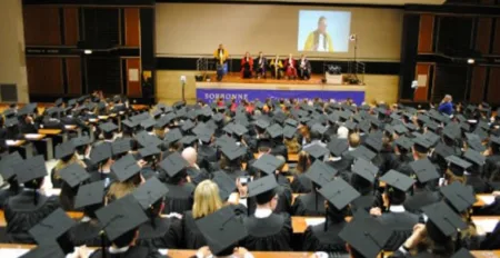 Les étudiants marocains premiers de la classe en France
