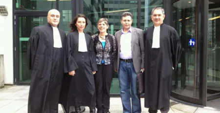 انطلاق أولى جلسات النظر في قضية التعويضات العائلية في هولندا المحامية المترافعة عن النساء المغربيات تتوسط محمد صايم ودفاع النساء التركيات