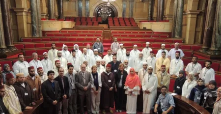 أئمة ومرشدات مغاربة في زيارة رسمية للبرلمان الكطلاني