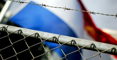 اللجنة الاستشارية المكلفة بالمهاجرين تدعو الحكومة الهولندية إلى موقف متفهم اتجاه اللاجئين