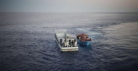 البحر الأبيض المتوسط يسجل رقما قياسيا في عبور المهاجرين بشكل غير قانوني سنة 2014