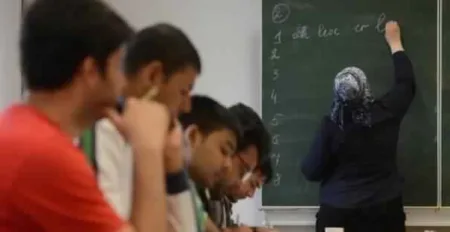 Germany: Muslim female teachers can now wear the veil