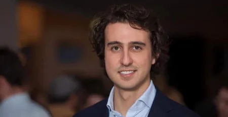 A young Dutch of Moroccan origin elected head of the Green party in the Netherlands