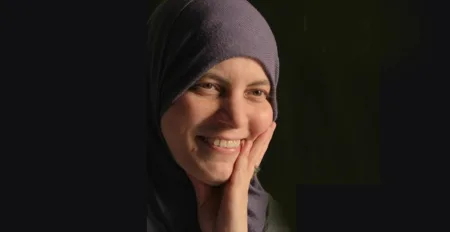 فاطمة طالب الموسوي أول مستشارة محتجبة في بلدية إسبانية