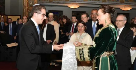 نيويورك- منح جائزة الحرية “مارتن لوثر كينج أبراهام جوشوا هيشل” للمغفور له الملك محمد الخامس