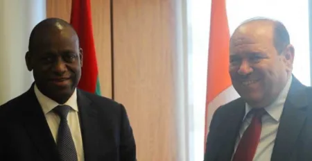 عبد الله بوصوف يستقبل وفدا إيفواريا سميا لدعم الشراكة الثنائية في مجال الهجرة