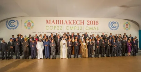 Arrivée de SM le Roi sur le site de la COP22 à Marrakech