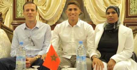 تكريم لاعب المنتخب الوطني ونادي ريال مدريد أشرف حكيمي بتطوان