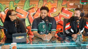 "ماروكافيلا تيفي".. شباب مغاربة في لندن يصنعون منصة صوتية عالمية