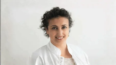 France : l'Institut de la santé et de la recherche médicale récompense la chercheuse Nabila Bouatia