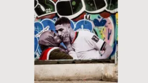 Fidélité(s) ou la Panenka d’Hakimi : une pièce inspirée d’Achraf Hakimi interroge les identités multiples