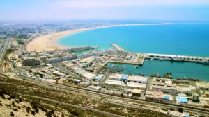 Souss Massa : la diaspora, levier de souveraineté économique Rencontre consacrée au rôle des Marocains du Monde dans l’investissement productif, le développement régional et la souveraineté économique du Maroc.