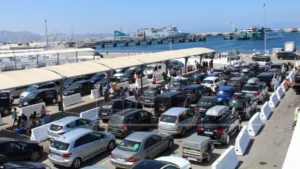 دخول مغاربة العالم إلى المغرب عبر ميناء طنجة المتوسط في إطار عملية مرحبا 2026